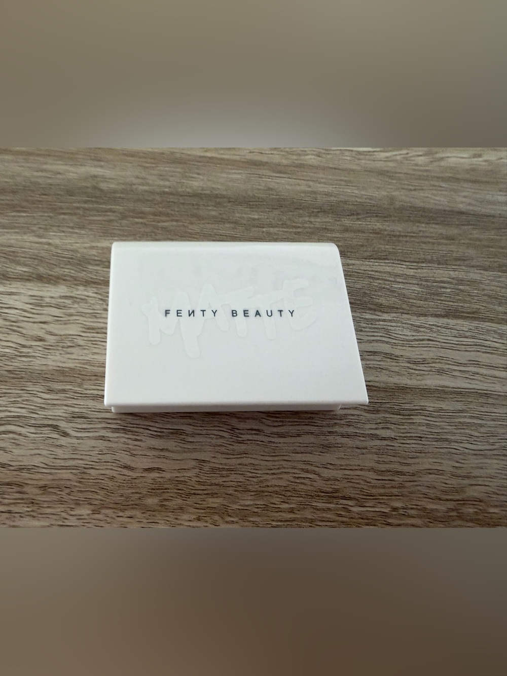 Fenty Beauty Invisimatte Blotting Powder